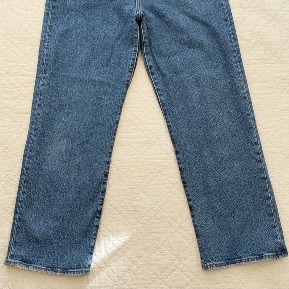 Levi’s Medium Wash Ribcage Straight Ankle Jeans - Picture 6 of 11